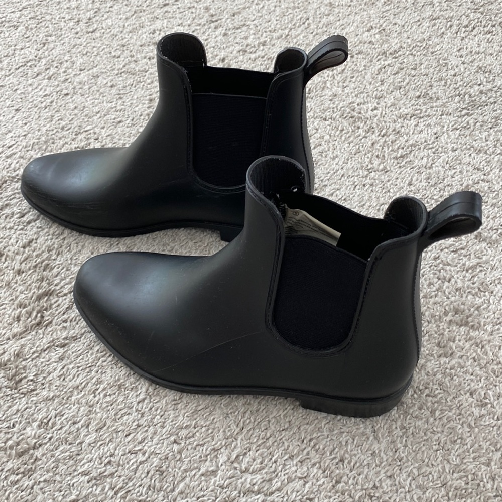 Rain boots